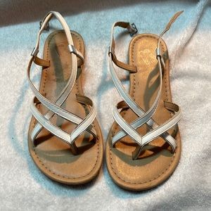 Women’s size 6 white sandals